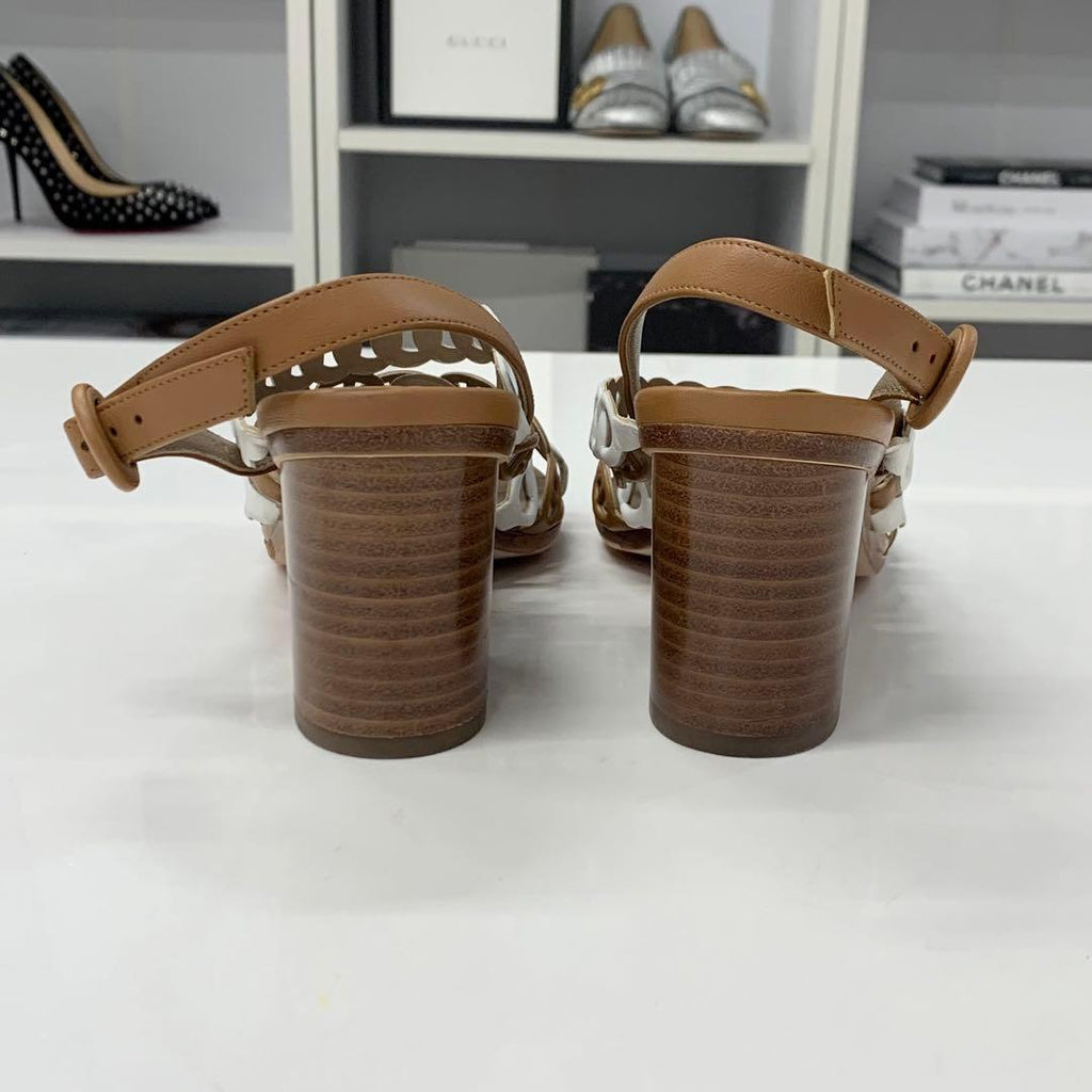 Hermes Romanza Leather Chaine D'ancre Strap Sandals Brown — view 6