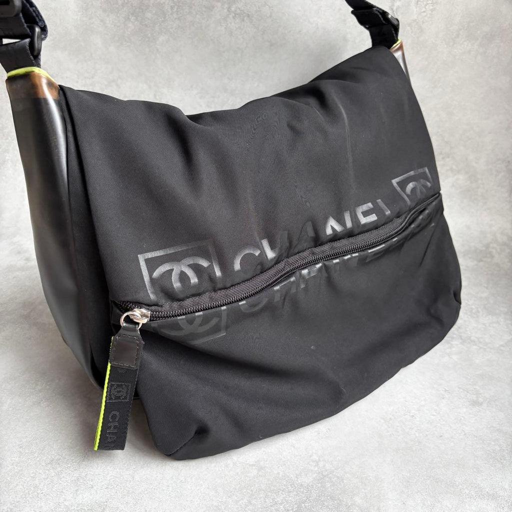 Chanel Shoulder Bag Brown — view 7