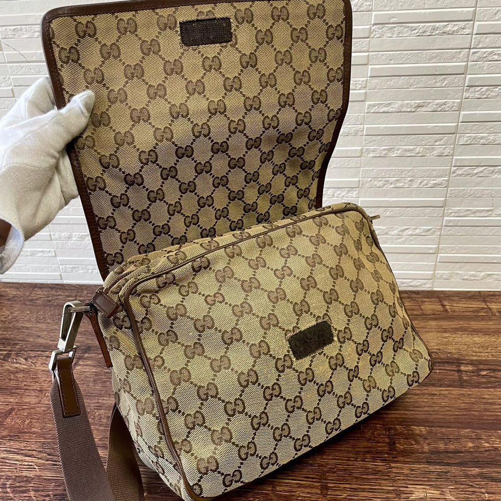 Gucci GG Canvas Leather Shoulder Bag Messenger Brown — view 8