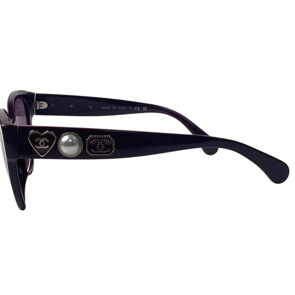 Chanel Faux Pearl CC Logo Sunglasses 56 — view 4