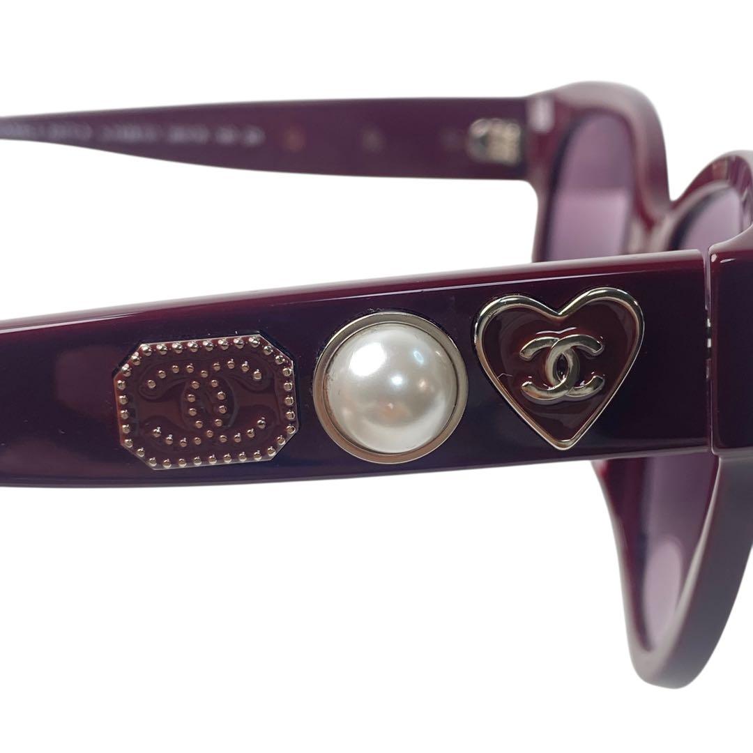 Chanel Faux Pearl CC Logo Sunglasses 56 — view 7