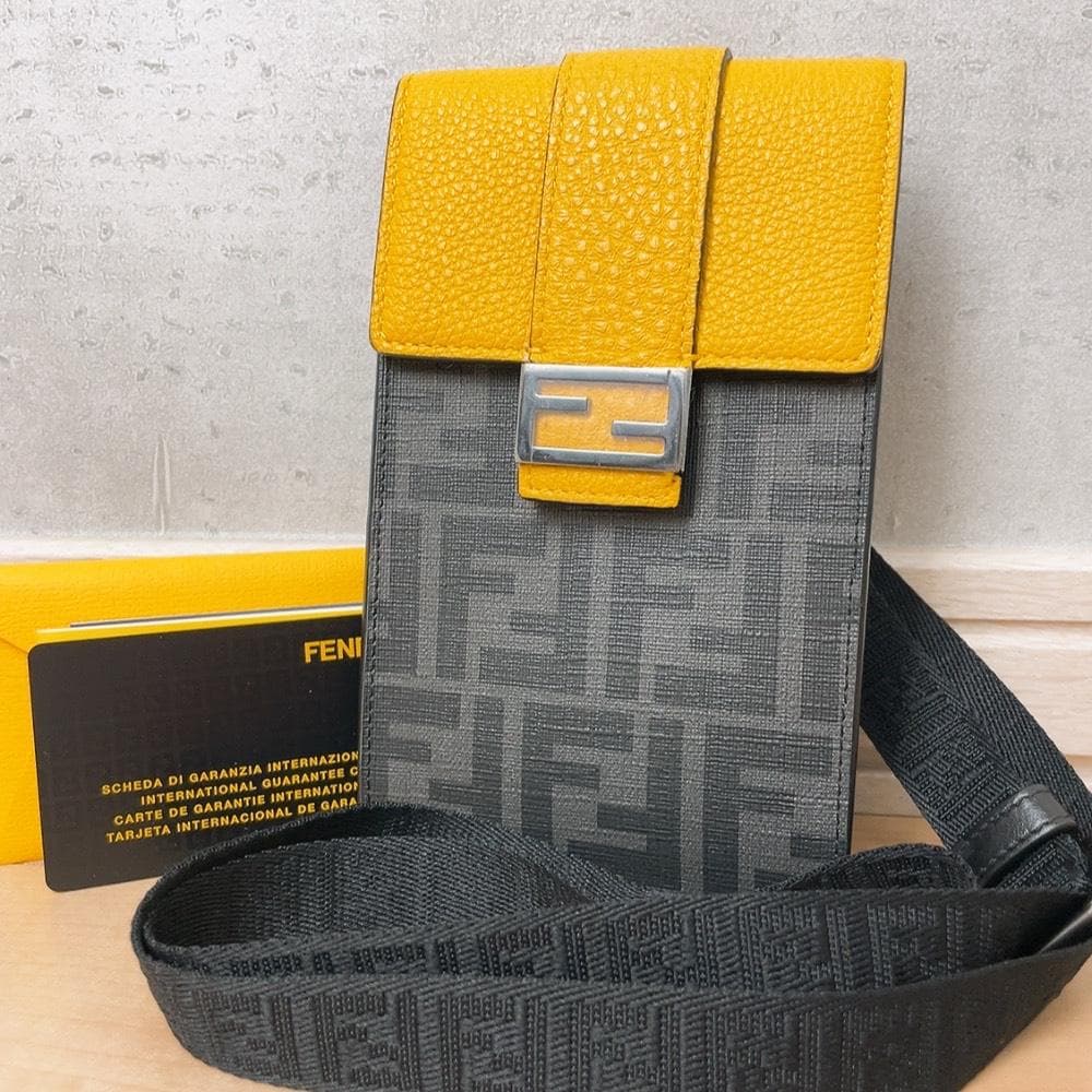 Fendi Zucca Shoulder Bag Smartphone Pouch