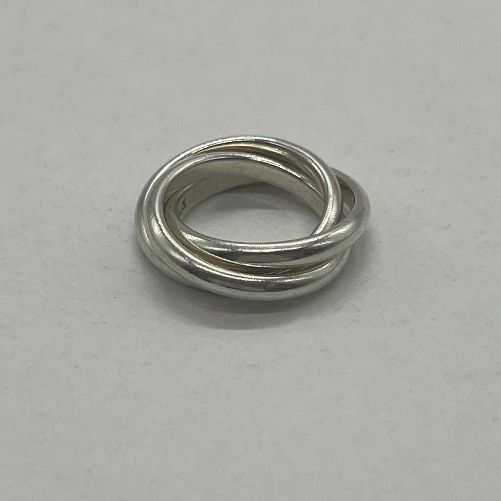 Tiffany & Co Trinity Ring Vintage — view 4