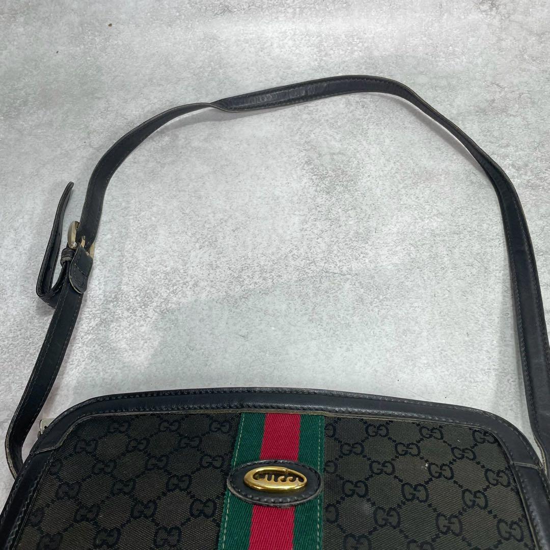 Gucci GG Sherry Line Shoulder Bag Black Leather — view 4
