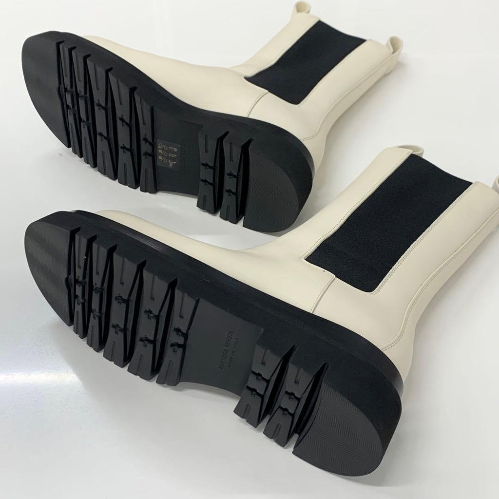 Bottega Veneta Lug Chelsea Boots Side Gore Middle — view 7