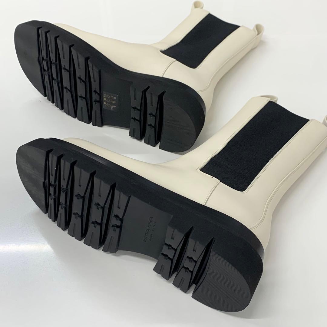 Bottega Veneta Lug Chelsea Boots Side Gore Middle — view 7