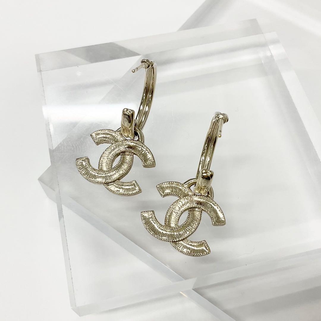 Chanel Earrings CC Logo Hoop Rhinestone Gold Multicolor — view 3