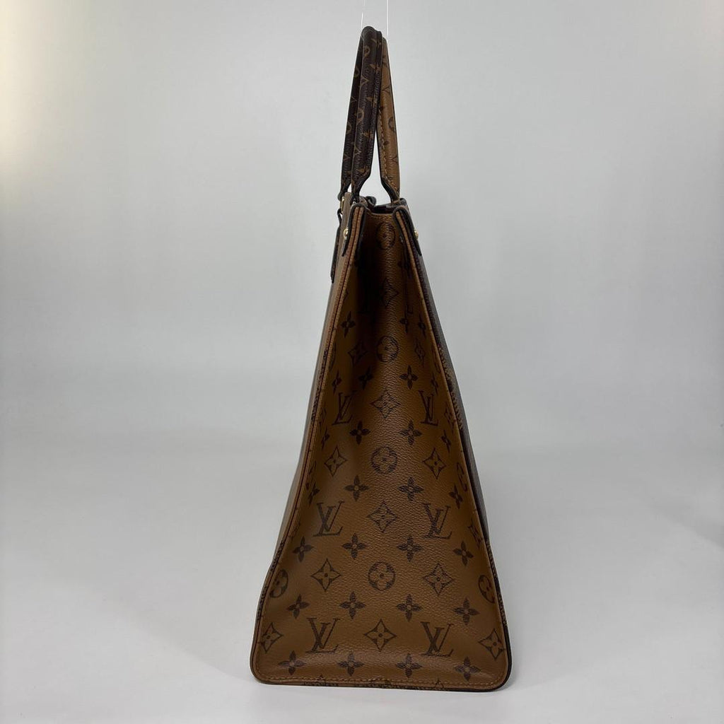 Louis Vuitton Monogram Giant On The Go GM Tote — view 4