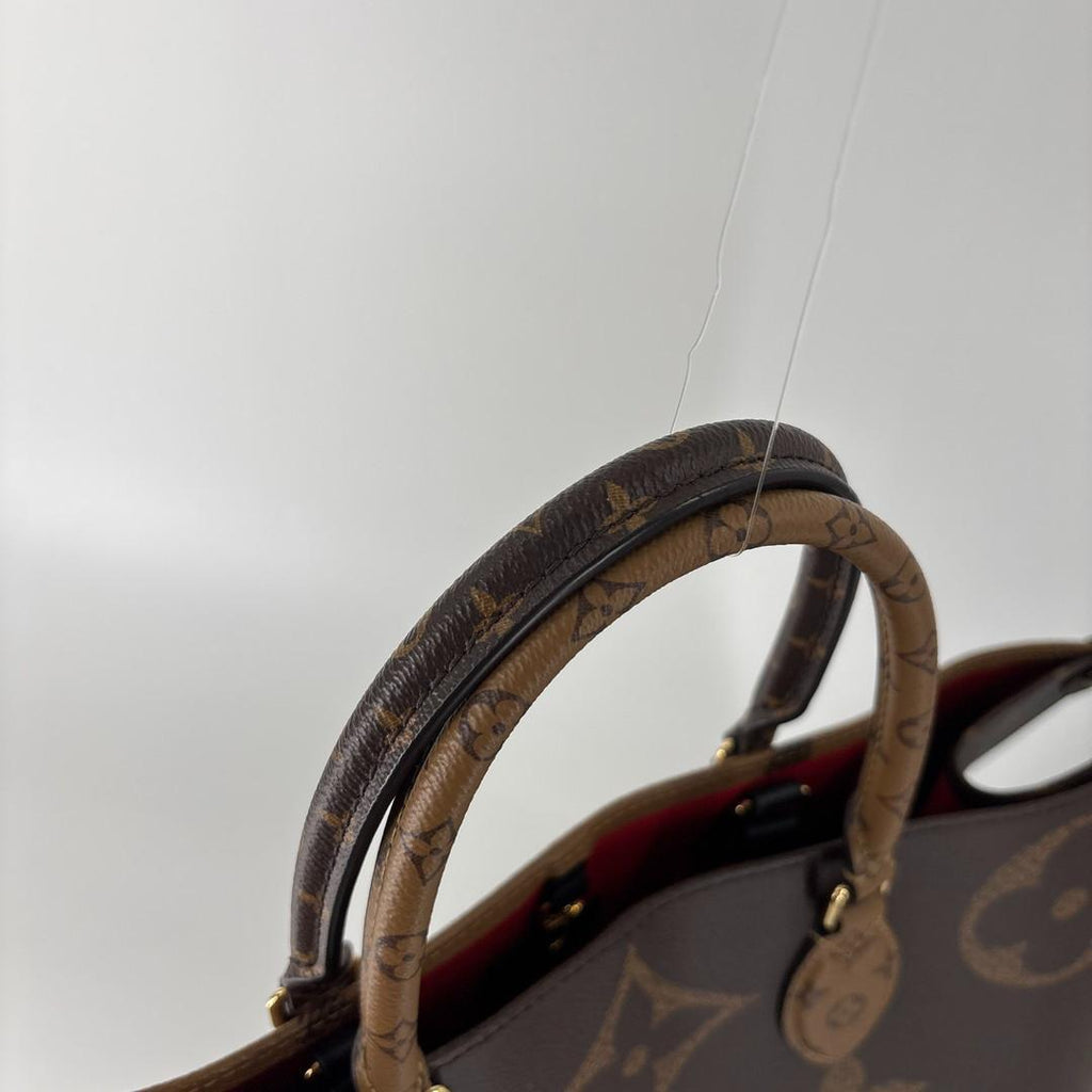 Louis Vuitton Monogram Giant On The Go GM Tote — view 7