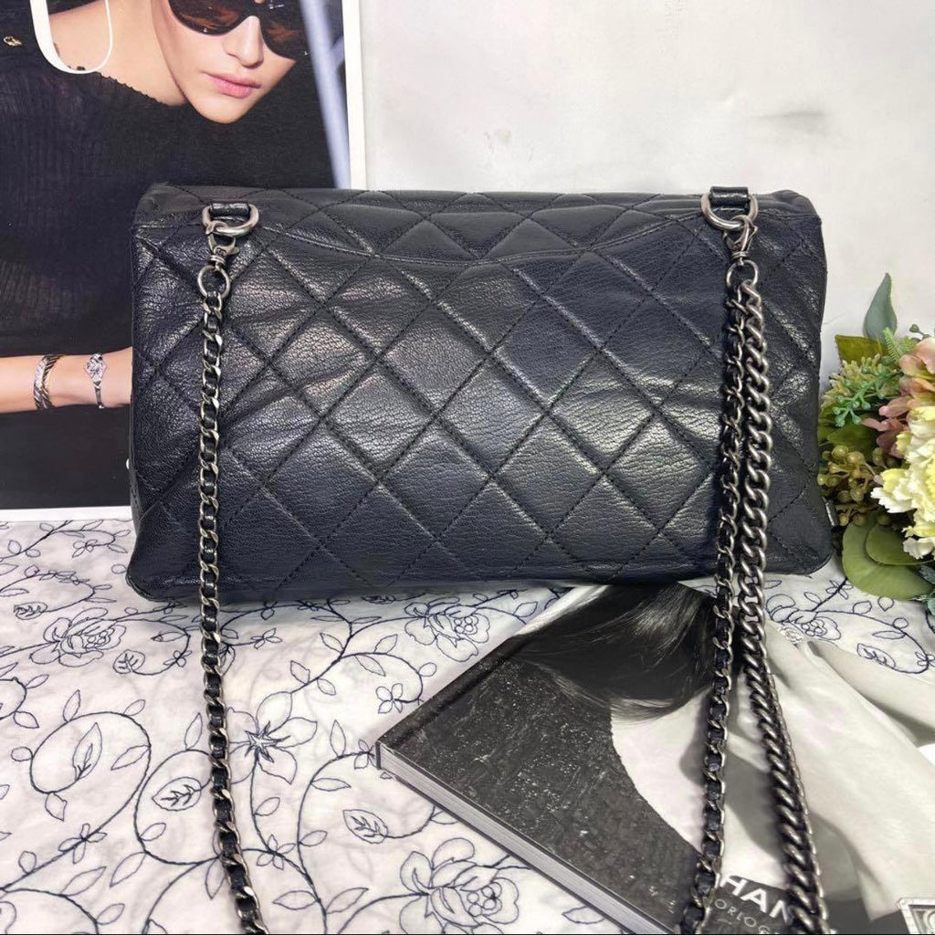 Chanel Chain Shoulder Bag Double Flap Quilted — view 4