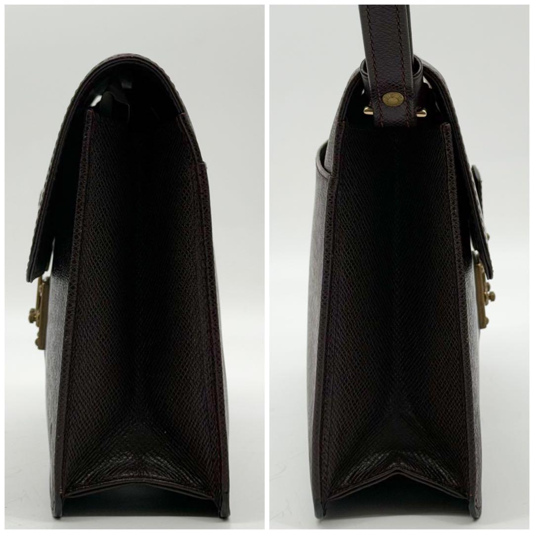 Louis Vuitton Pochette Clado Taiga Acajou Second Bag — view 5