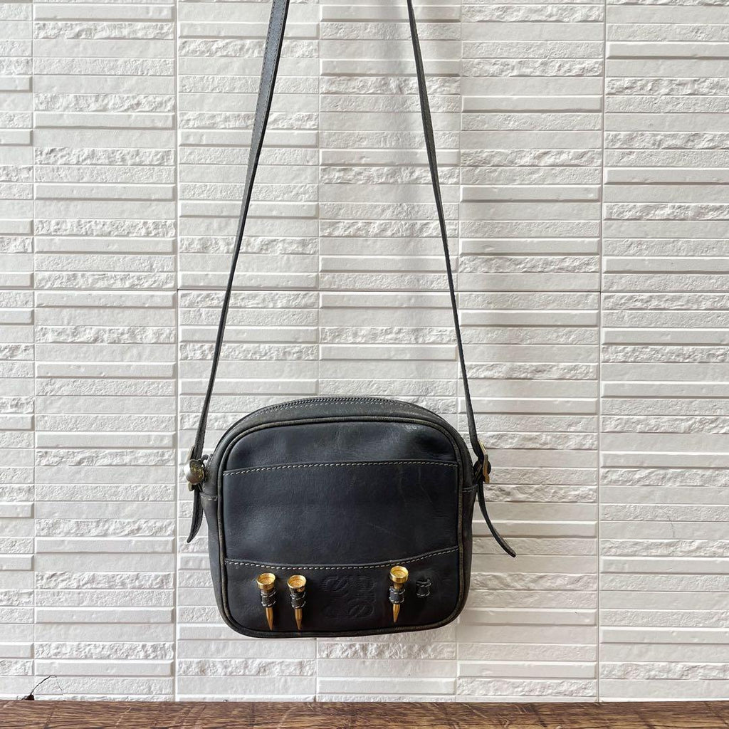 Loewe Leather Anagram Logo Golf Tee Shoulder Bag — view 3