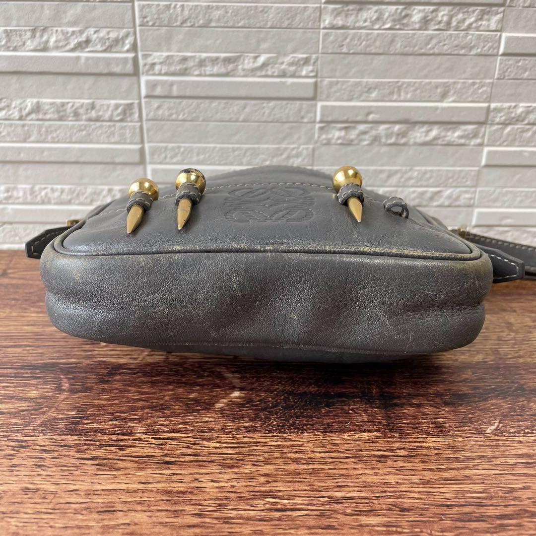 Loewe Leather Anagram Logo Golf Tee Shoulder Bag — view 5