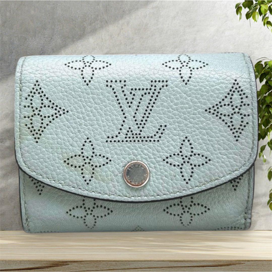 Louis Vuitton Mahina Vert Lagune Portefeuille Iris XS Wallet
