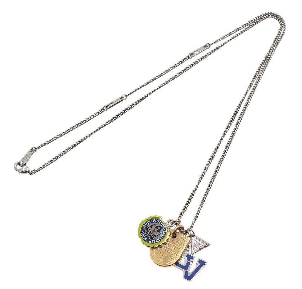 Louis Vuitton Collier Charms League Initial Necklace — view 2