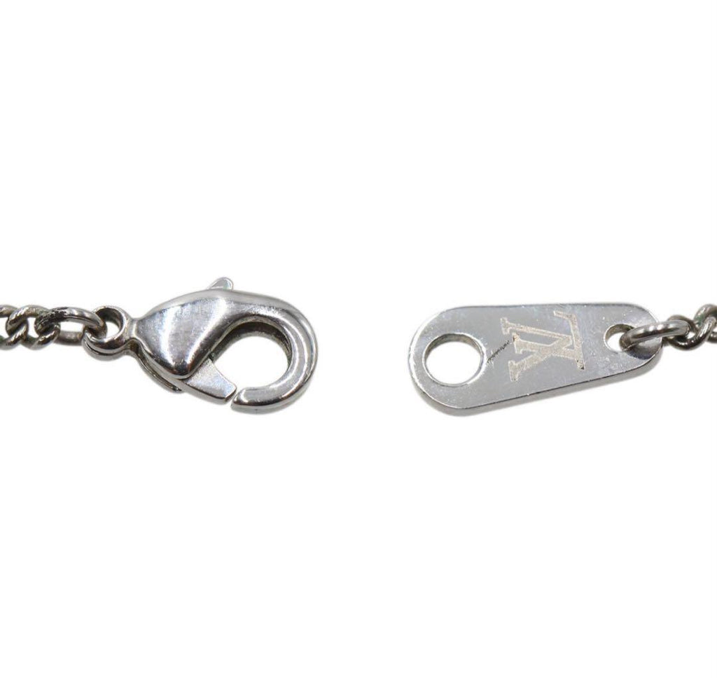 Louis Vuitton Collier Charms League Initial Necklace — view 6