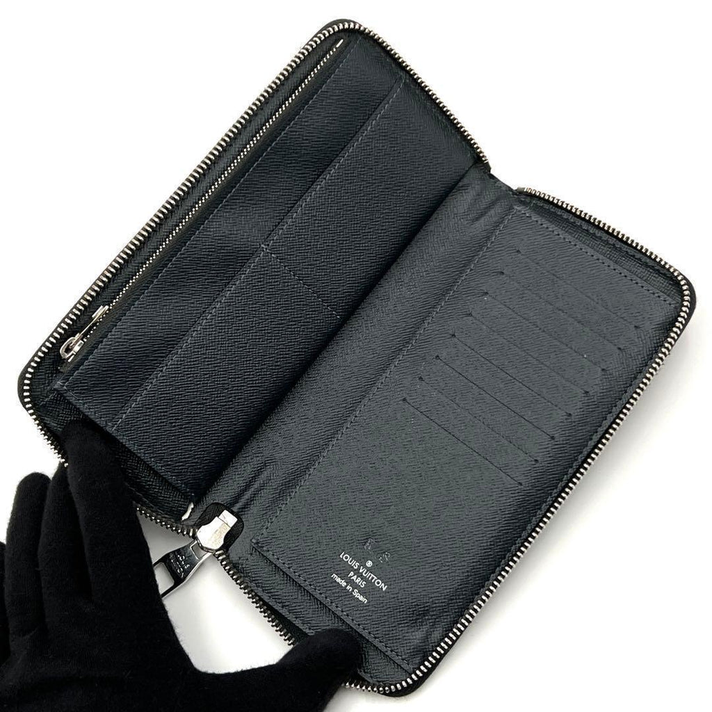 Louis Vuitton Monogram Zippy Wallet Vertical Limited Edition — view 3