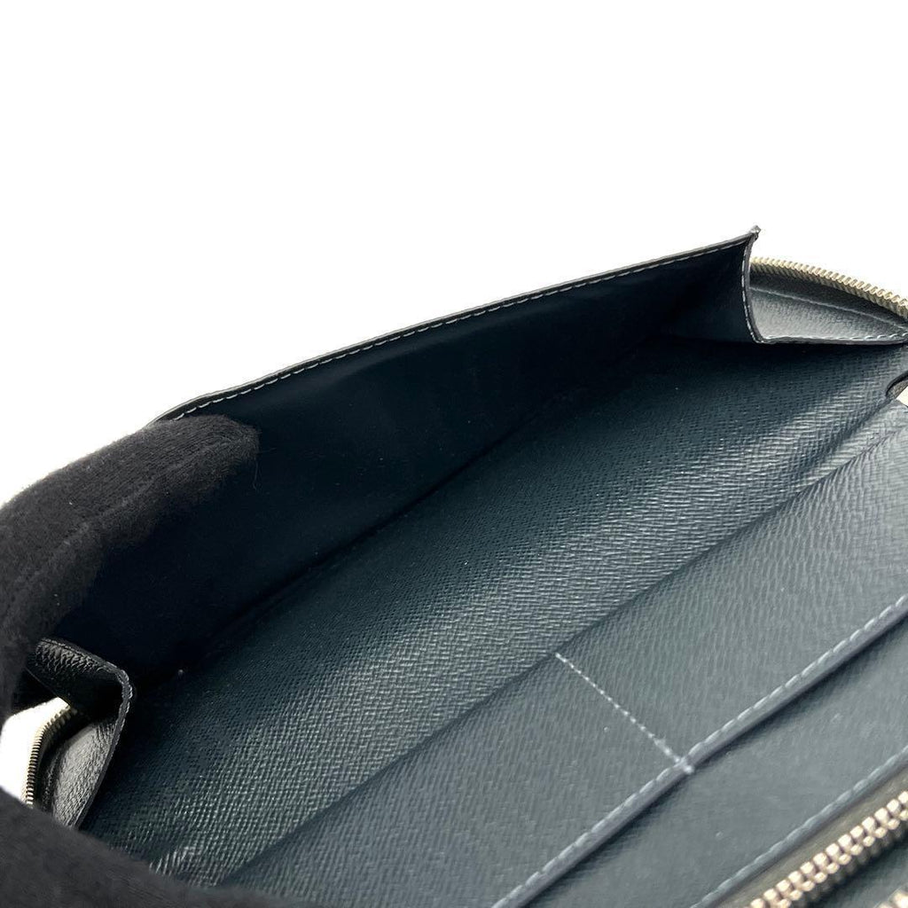 Louis Vuitton Monogram Zippy Wallet Vertical Limited Edition — view 4