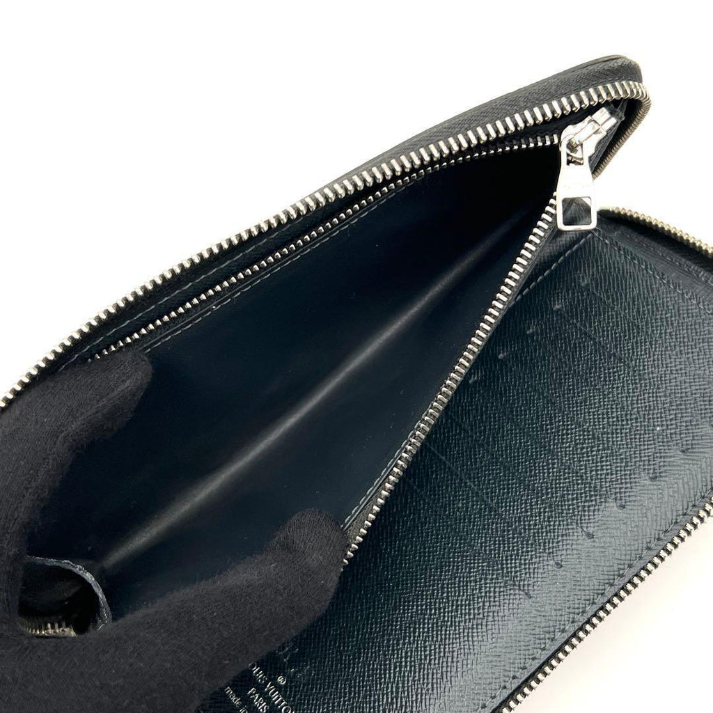 Louis Vuitton Monogram Zippy Wallet Vertical Limited Edition — view 5