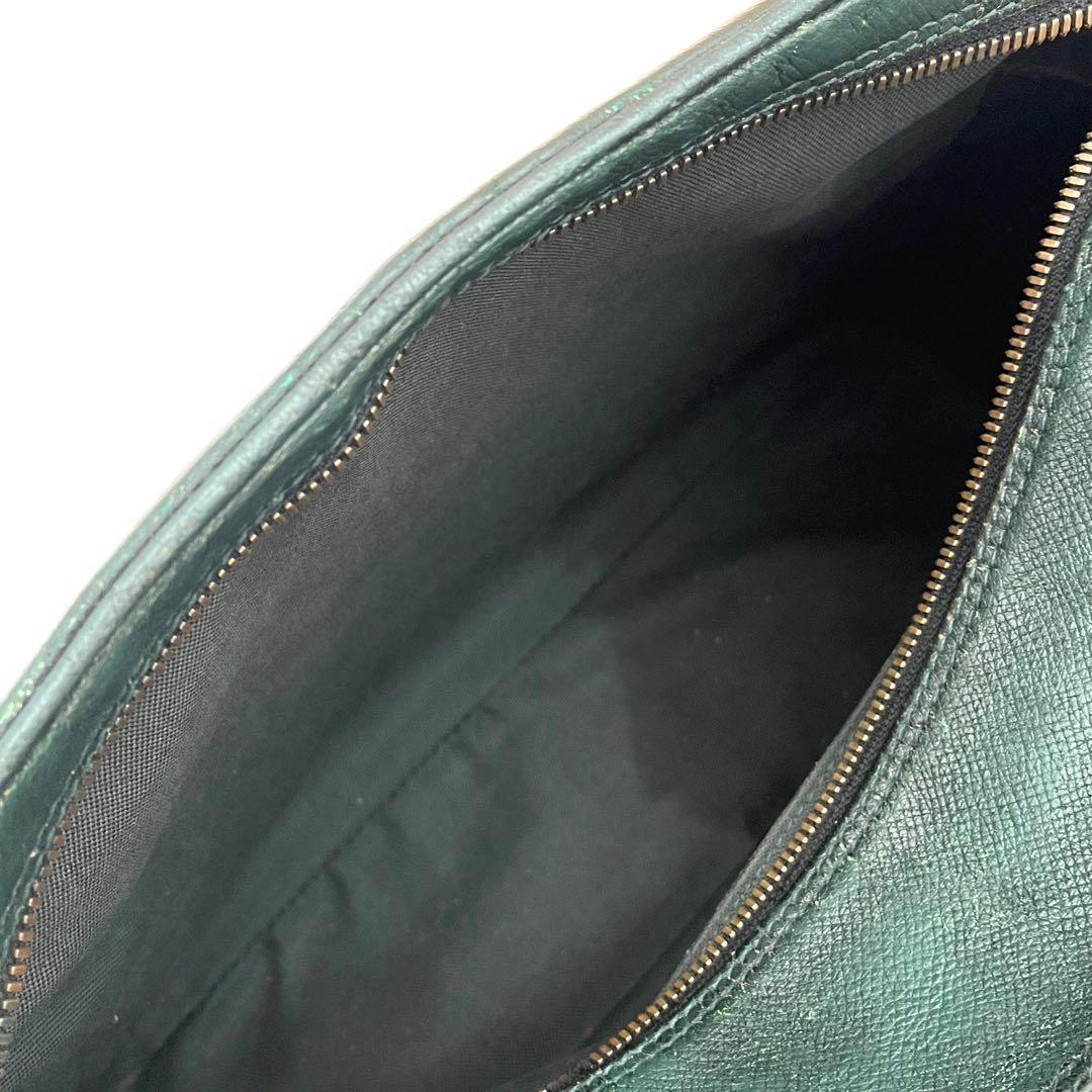 Louis Vuitton Taiga Reporter PM Shoulder Bag Epi Sea Green — view 3