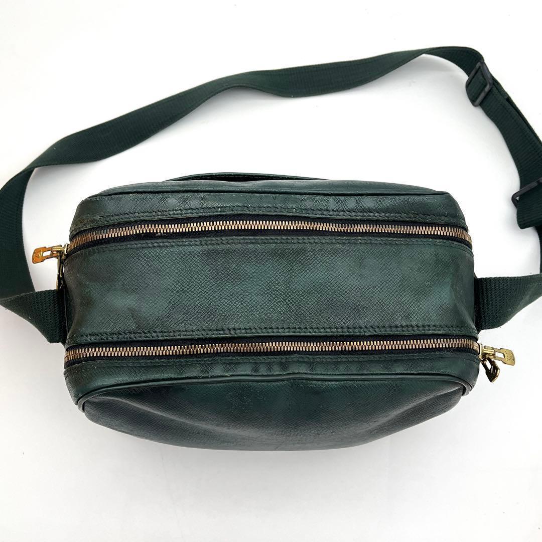 Louis Vuitton Taiga Reporter PM Shoulder Bag Epi Sea Green — view 6