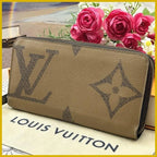 Louis Vuitton Monogram Giant Reverse Zippy Wallet