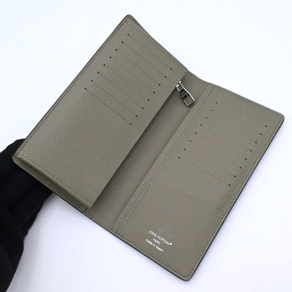 Louis Vuitton Eclipse Portefeuille Brazza Wallet Khaki — view 3