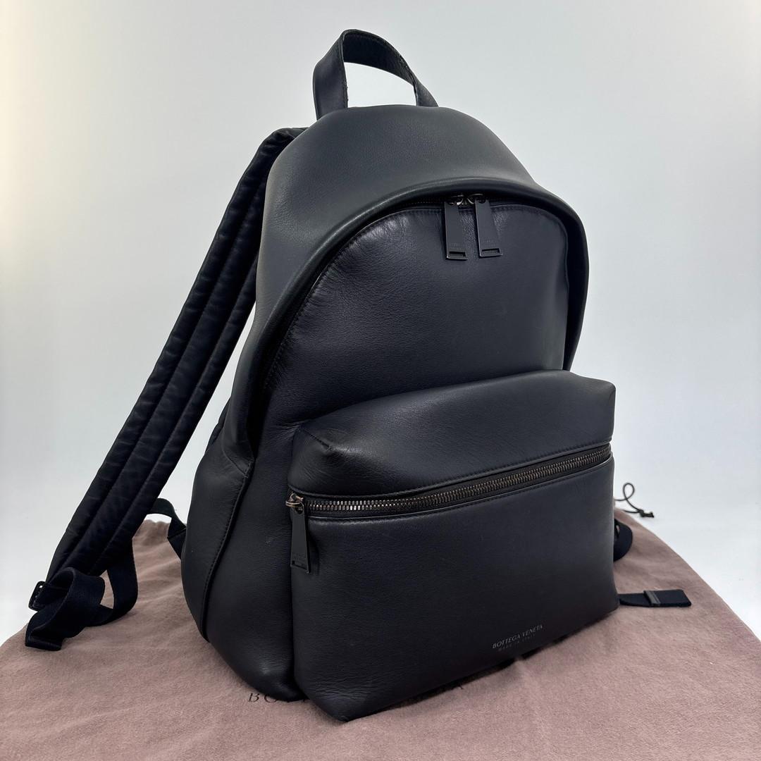 Bottega Veneta Super Leather Backpack Black — view 2