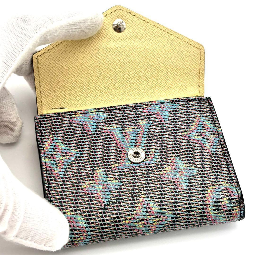 Louis Vuitton Monogram LV Pop Portefeuille Zoe Wallet — view 3