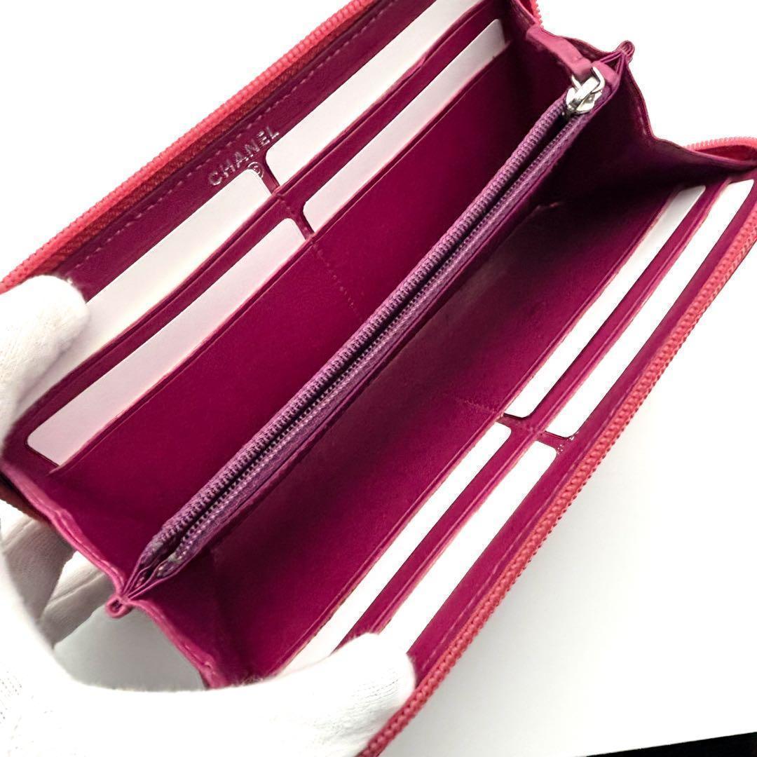 Chanel Wallet Camellia Embossed Zip Around — view 4