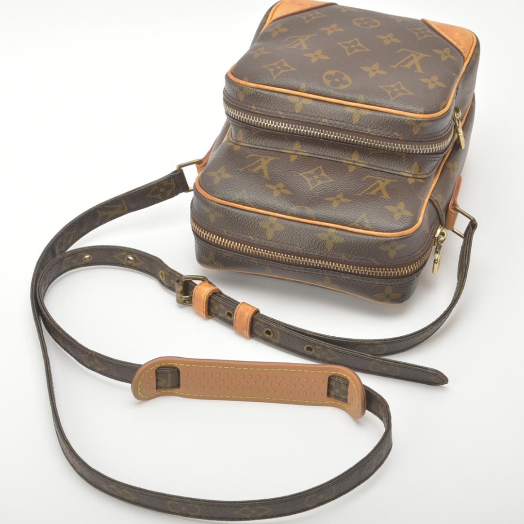 Louis Vuitton Amazon Shoulder Bag Monogram Leather — view 5