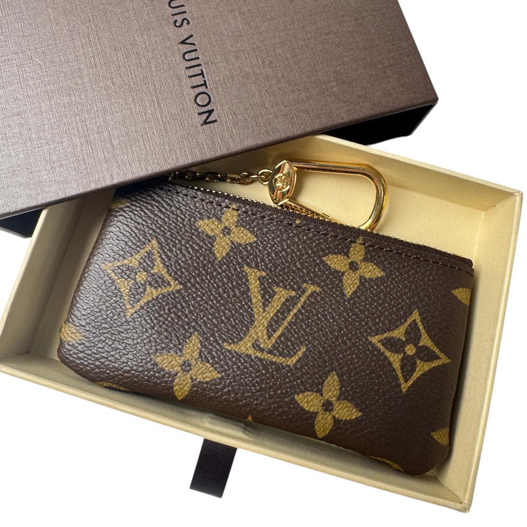 Louis Vuitton Monogram Pochette Cles Coin Case