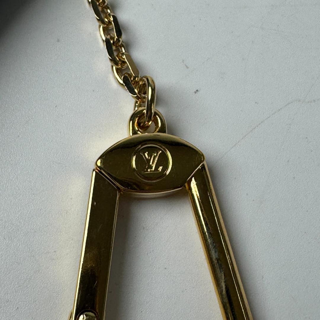 Louis Vuitton Monogram Pochette Cles Coin Case — view 7