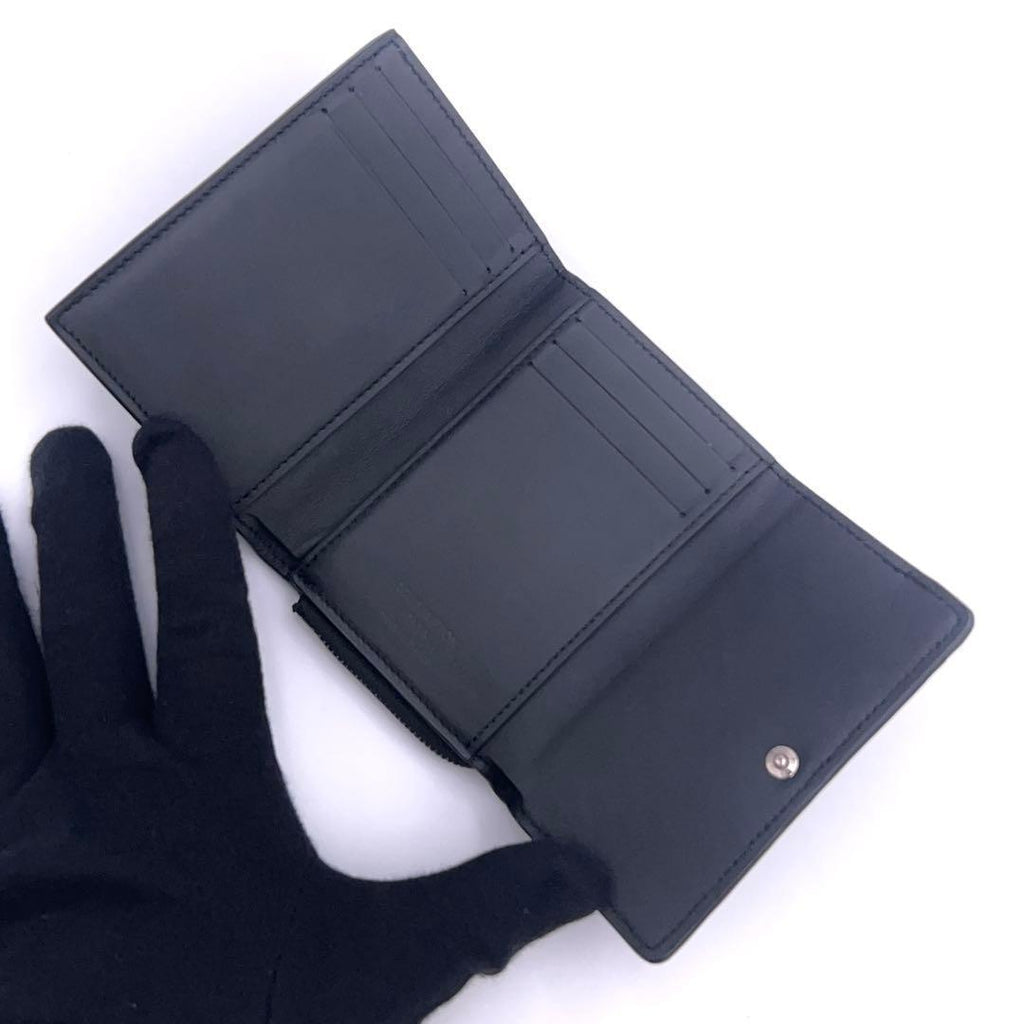 Louis Vuitton Portefeuille Pilot Trifold Wallet Black Taurillon — view 3