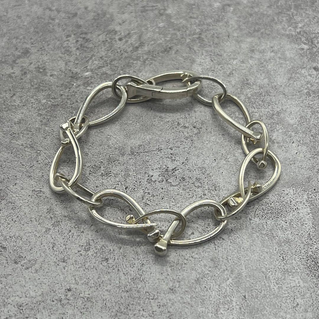 Gucci Nail Motif Bracelet Vintage