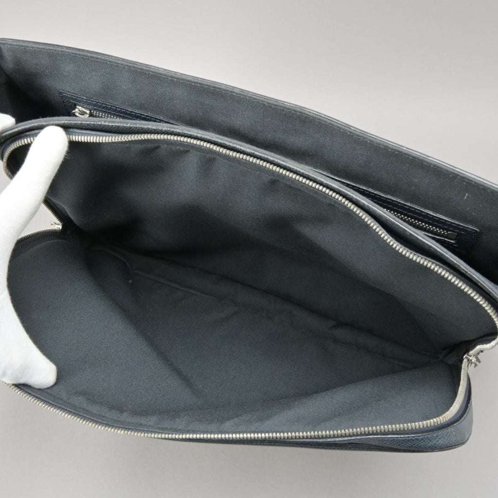 Louis Vuitton Vasili GM 2-Way Business Bag Taiga Leather Navy — view 7
