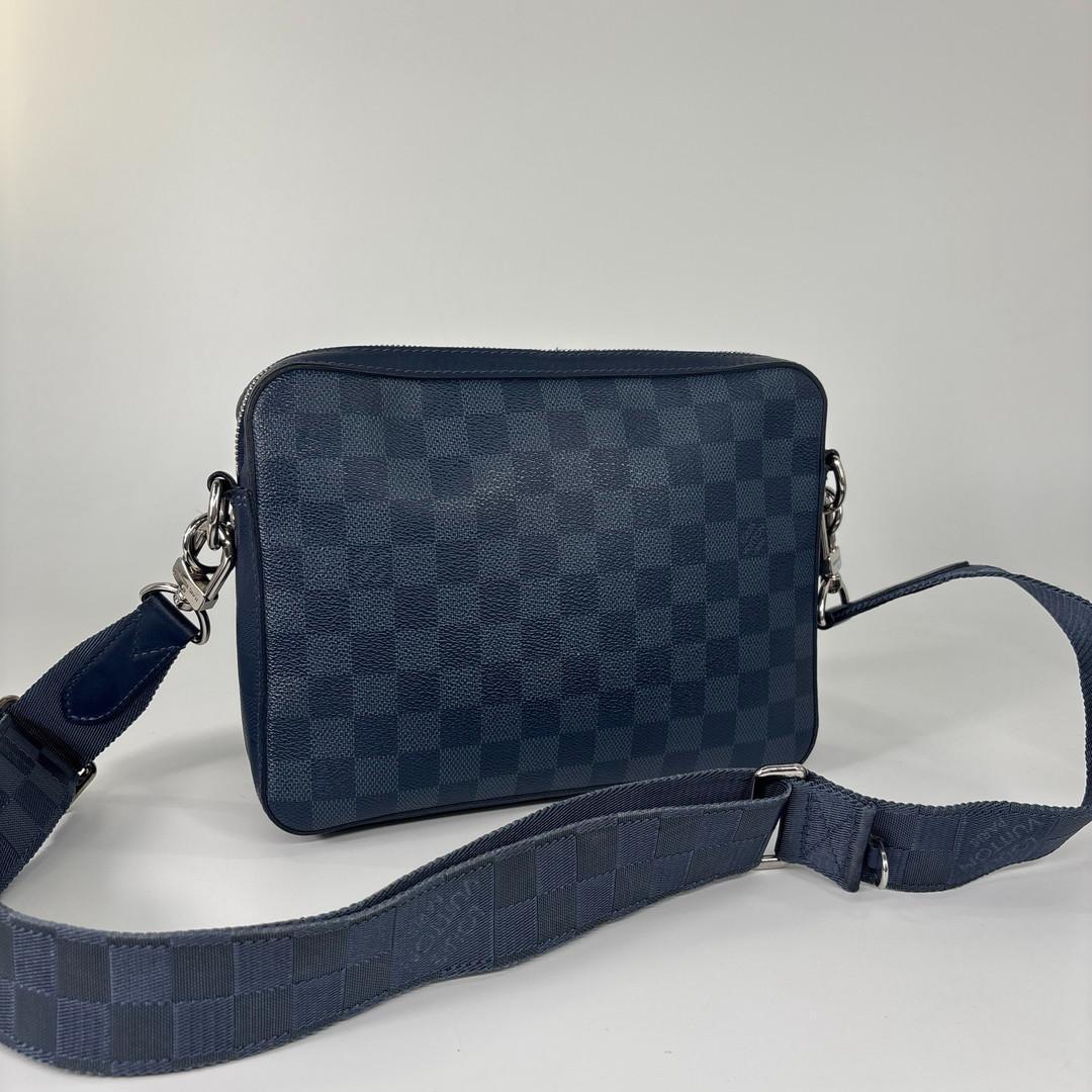 Louis Vuitton Super Damier Squared Trio Messenger — view 5