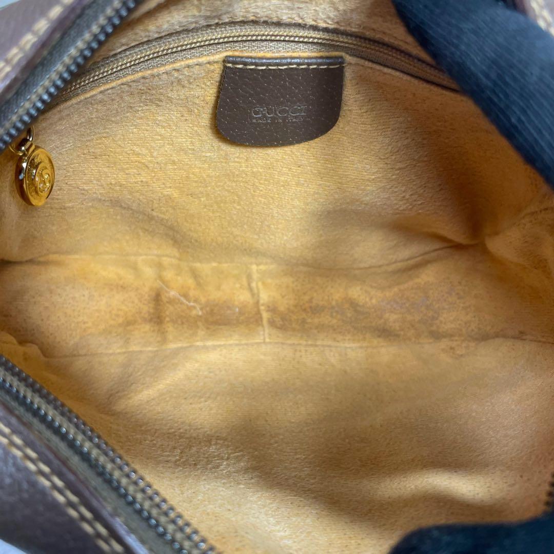 Gucci GG Shoulder Bag Brown Beige Leather Logo — view 5