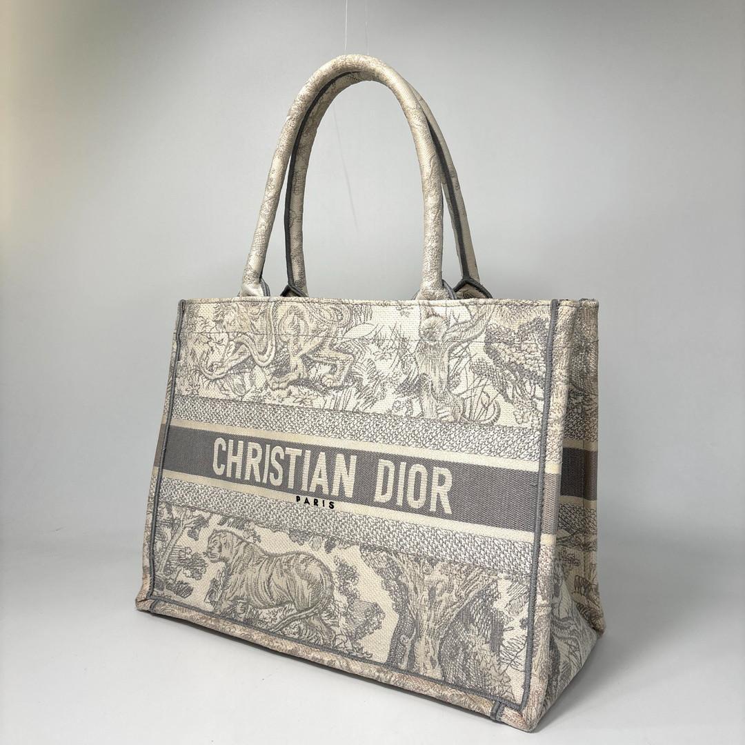 Dior Super Book Tote Bag Medium Toile de Jouy — view 2