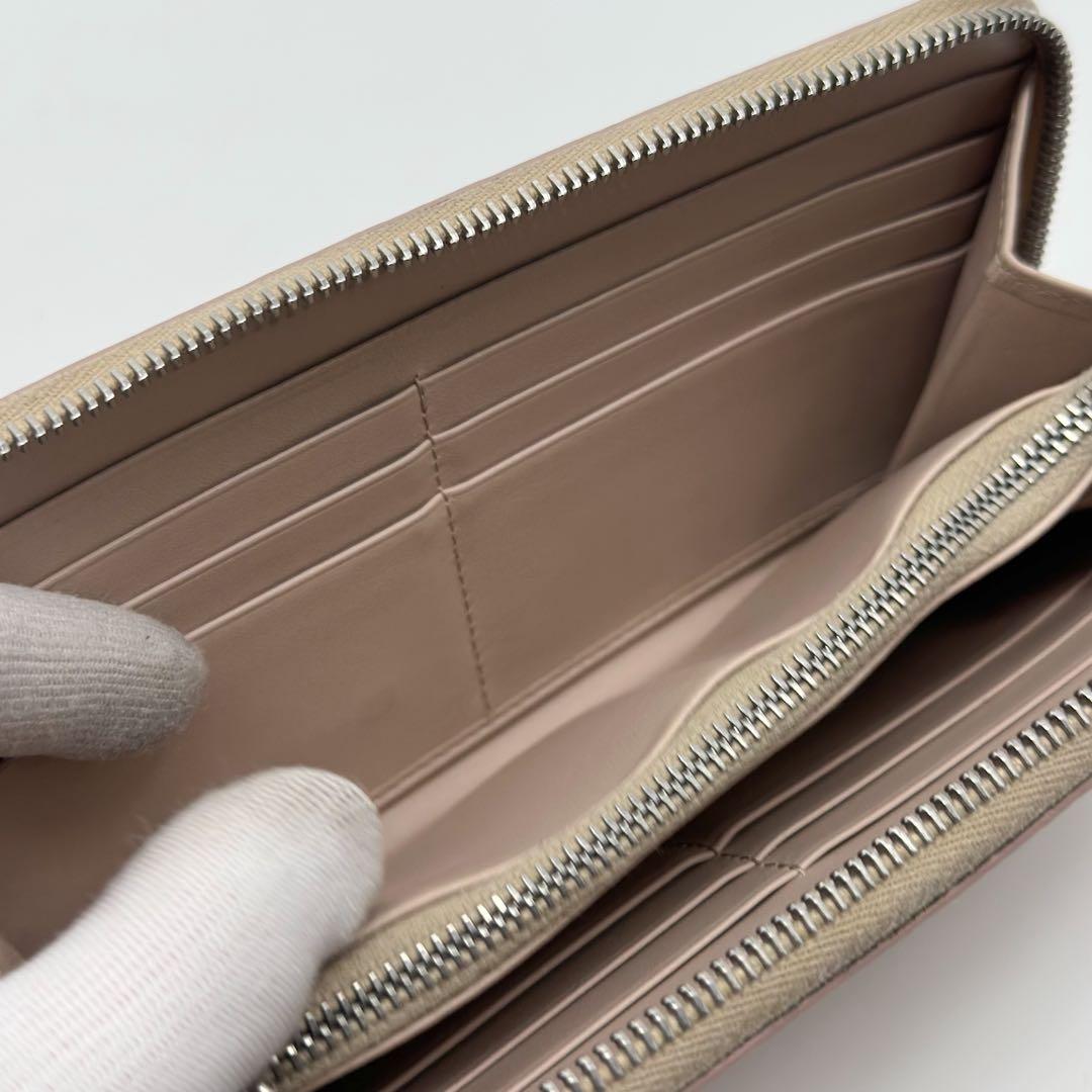 Prada Vitello Daino Leather Zip Around Round Wallet — view 9