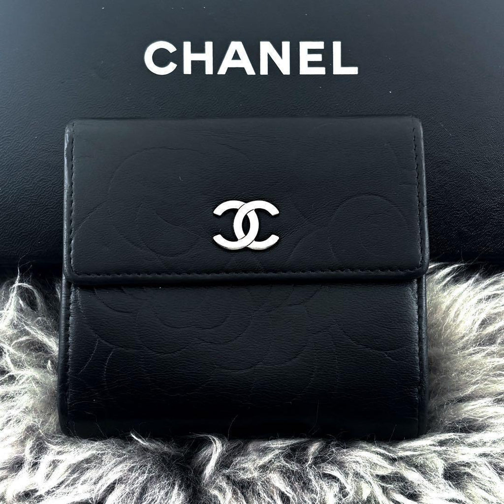 Chanel Wallet Camellia Hook Bifold