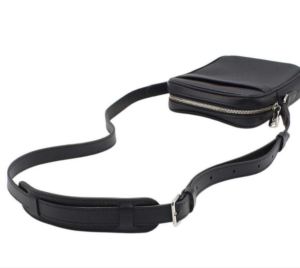 Louis Vuitton Epi Danube PM Shoulder — view 5
