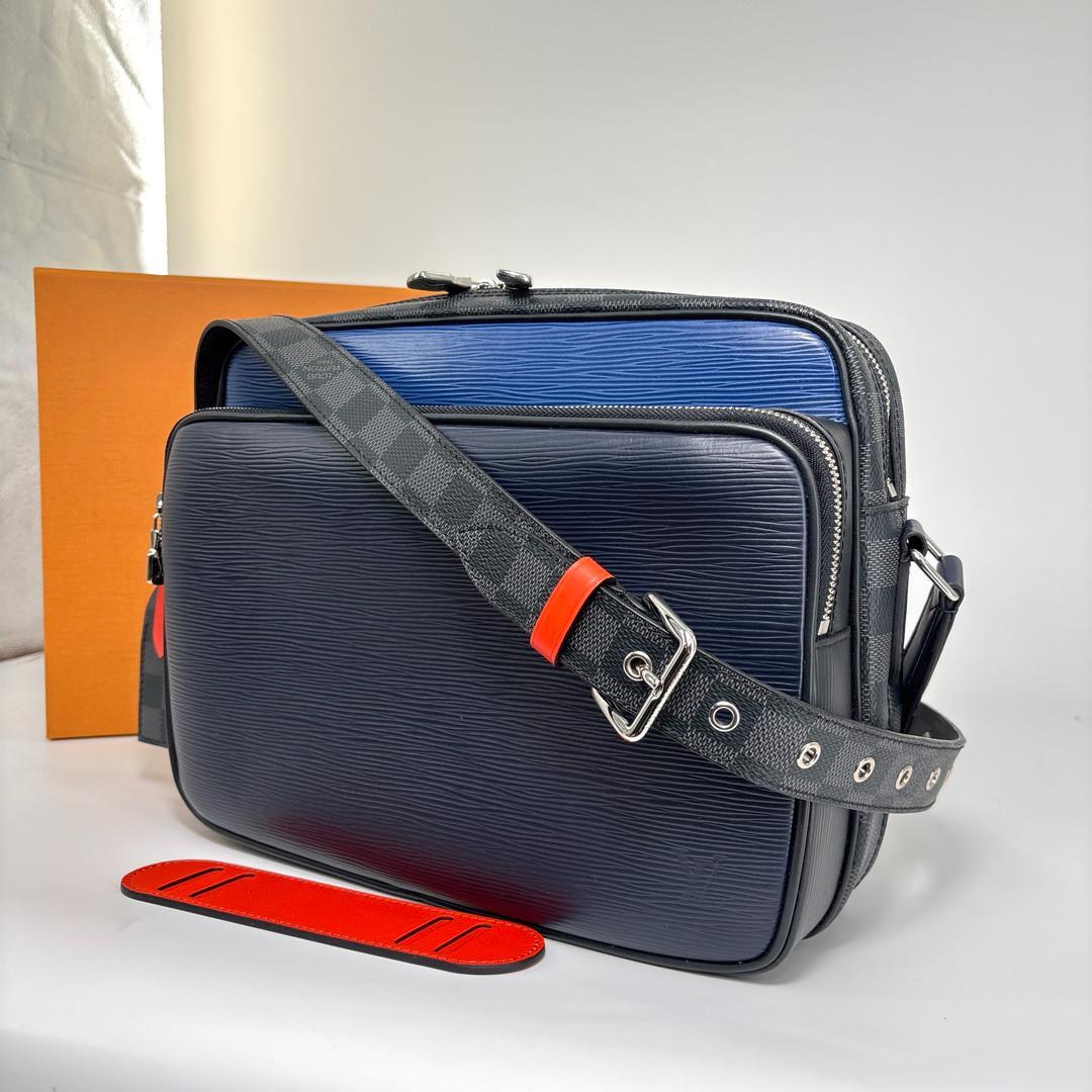 Louis Vuitton Epi Damier Graphite Messenger Bag Black — view 2