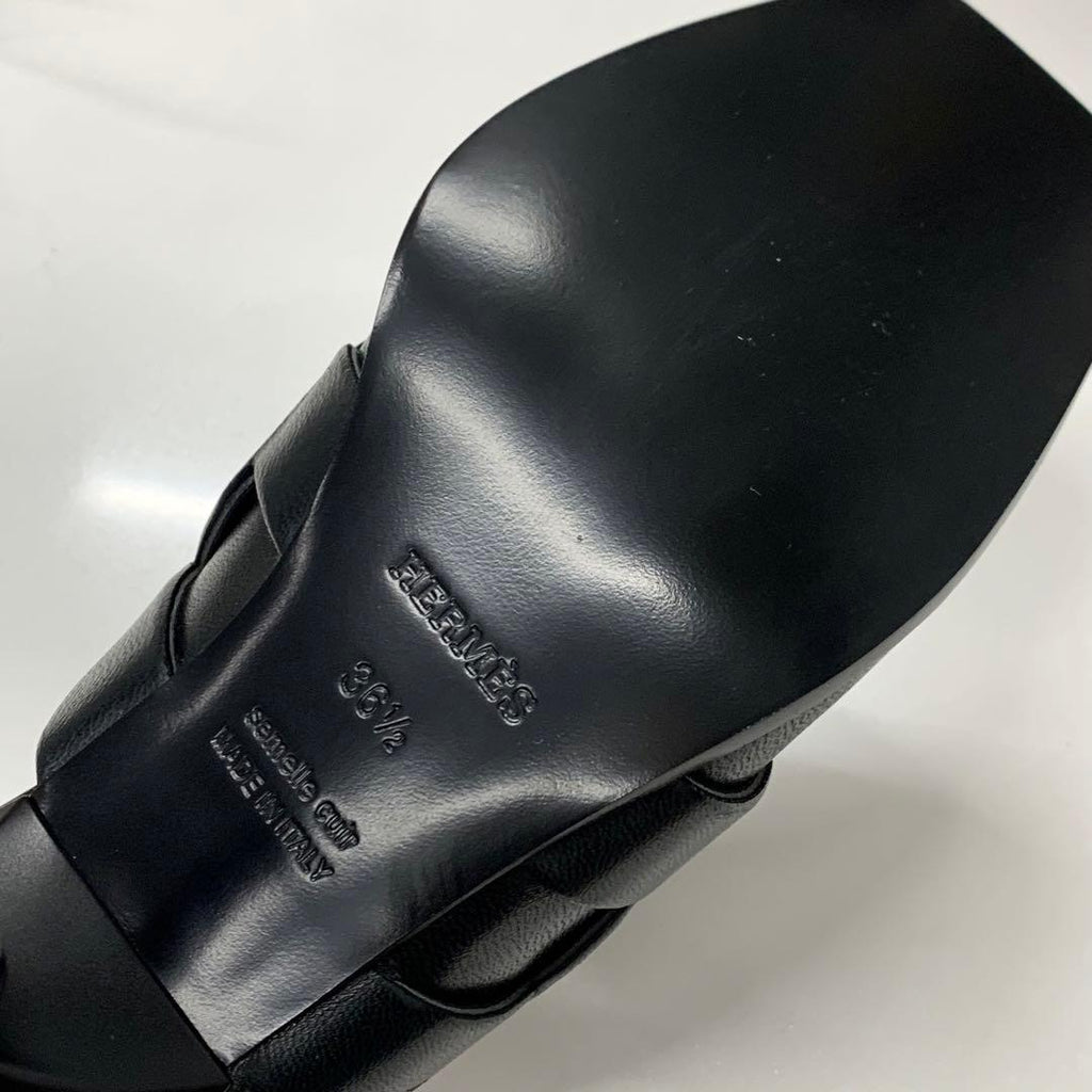 Hermes Hanna 95 Leather Sandals Black — view 9