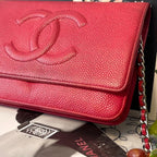 Chanel Chain Wallet Jumbo CC Logo Caviar Leather Red Shoulder — view 4