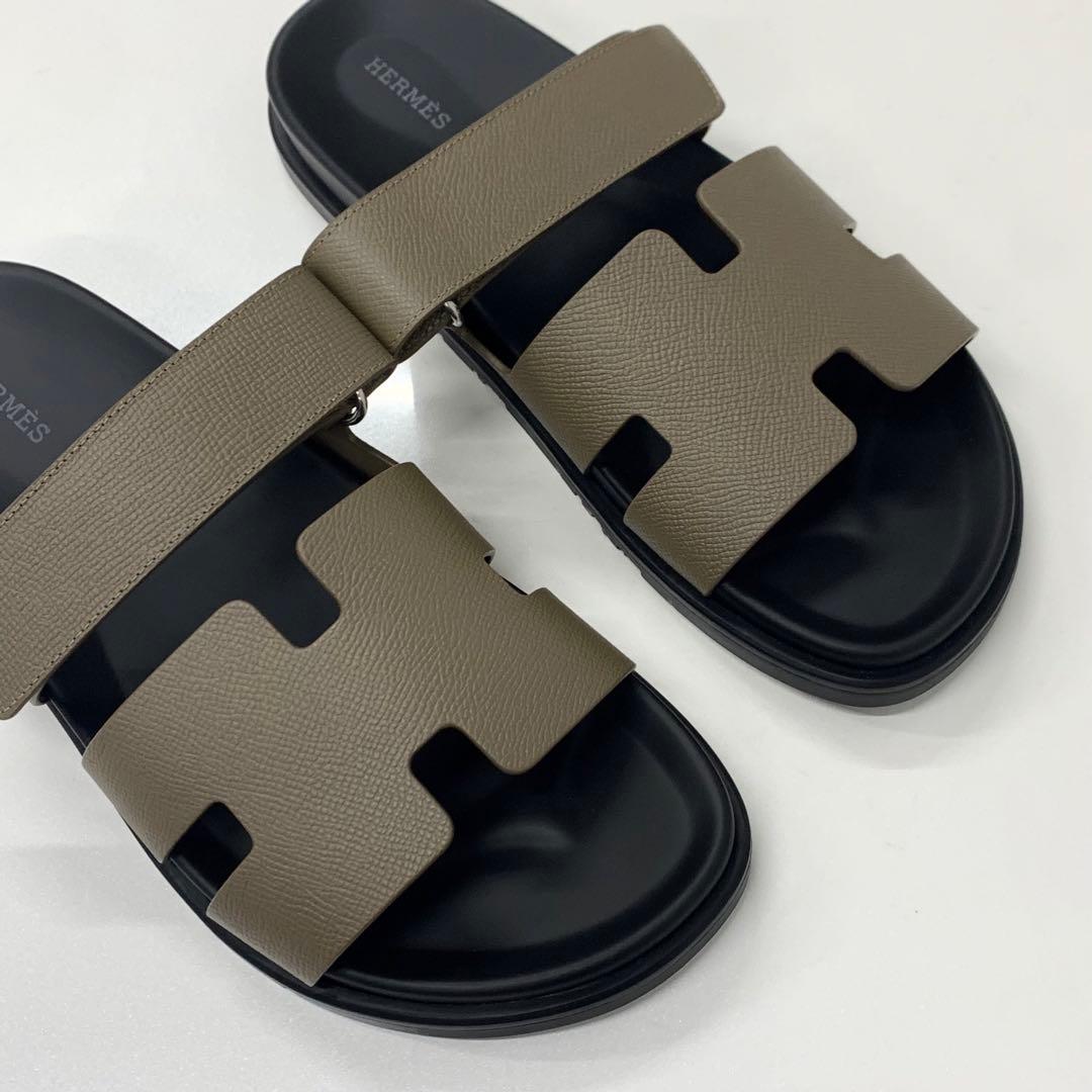 Hermes Chypre Leather Flat Sandals Grey Ge — view 9