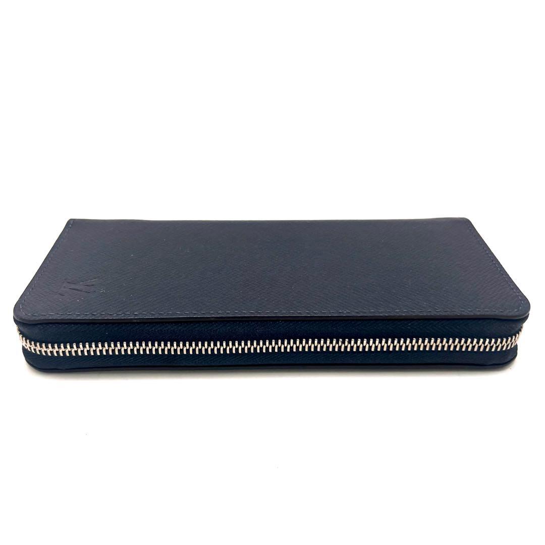 Louis Vuitton Taiga Vertical Zippy Wallet Navy — view 4