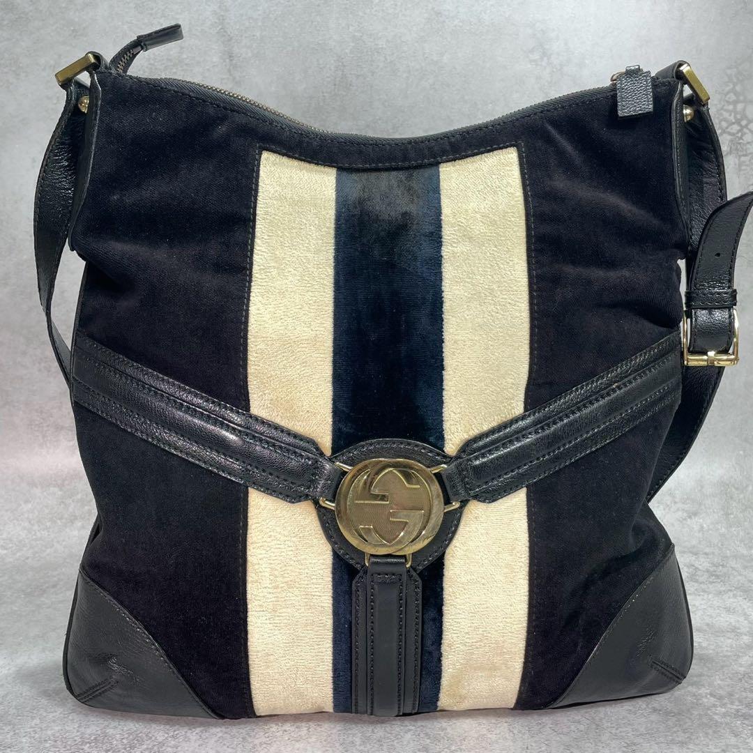 Gucci Sherry Line Shoulder Bag Suede Black Logo — view 2