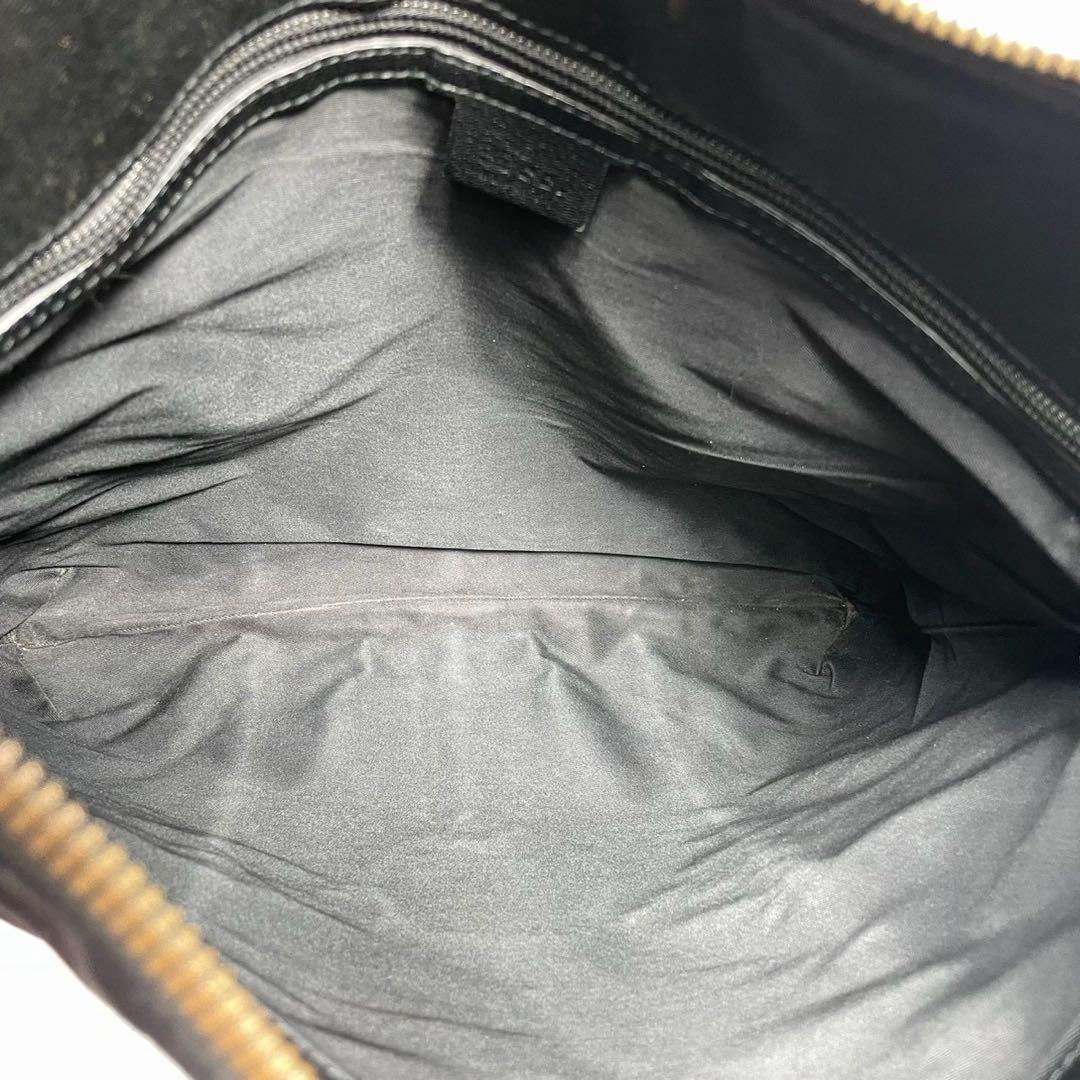 Gucci Sherry Line Shoulder Bag Suede Black Logo — view 5