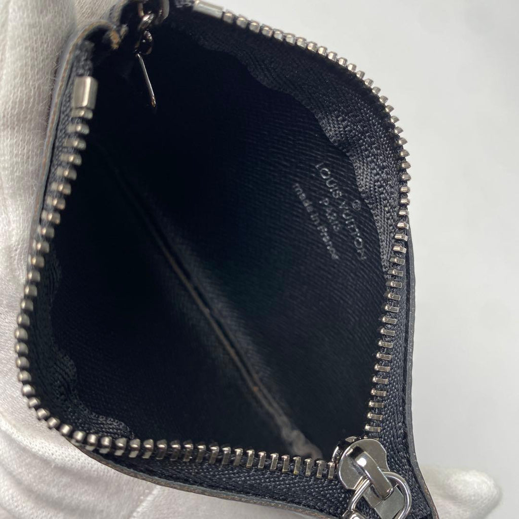 Louis Vuitton Coin Case Monogram Eclipse Pochette — view 7